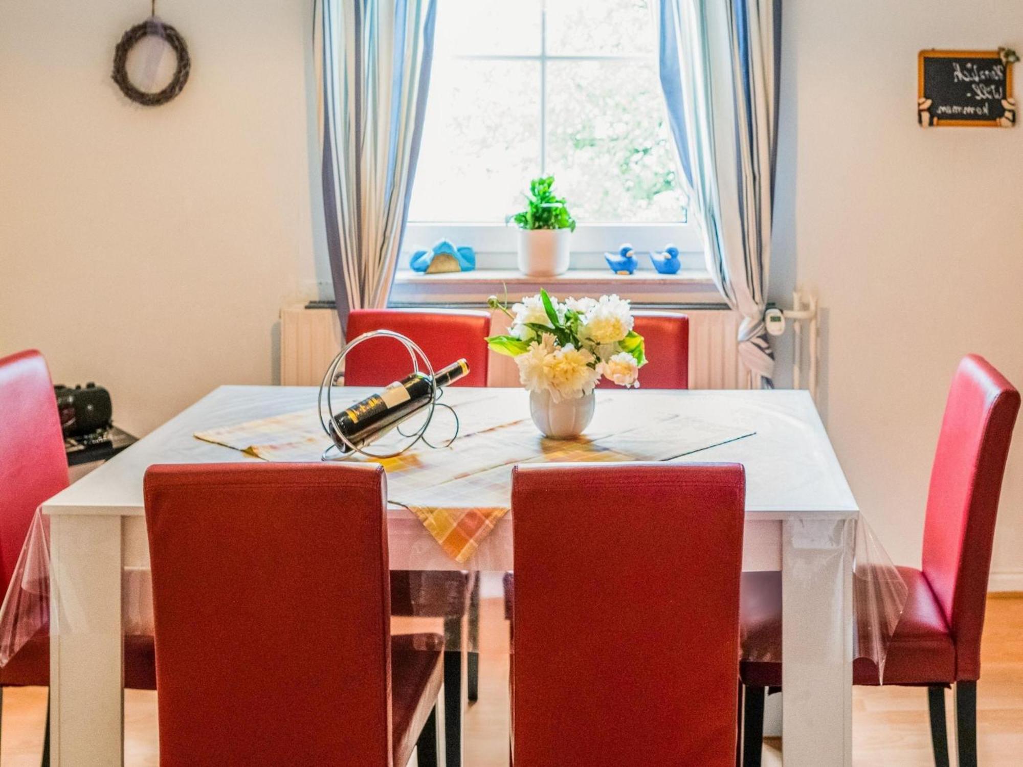 Luxurious Apartment In Medebach Near Public Pool エクステリア 写真