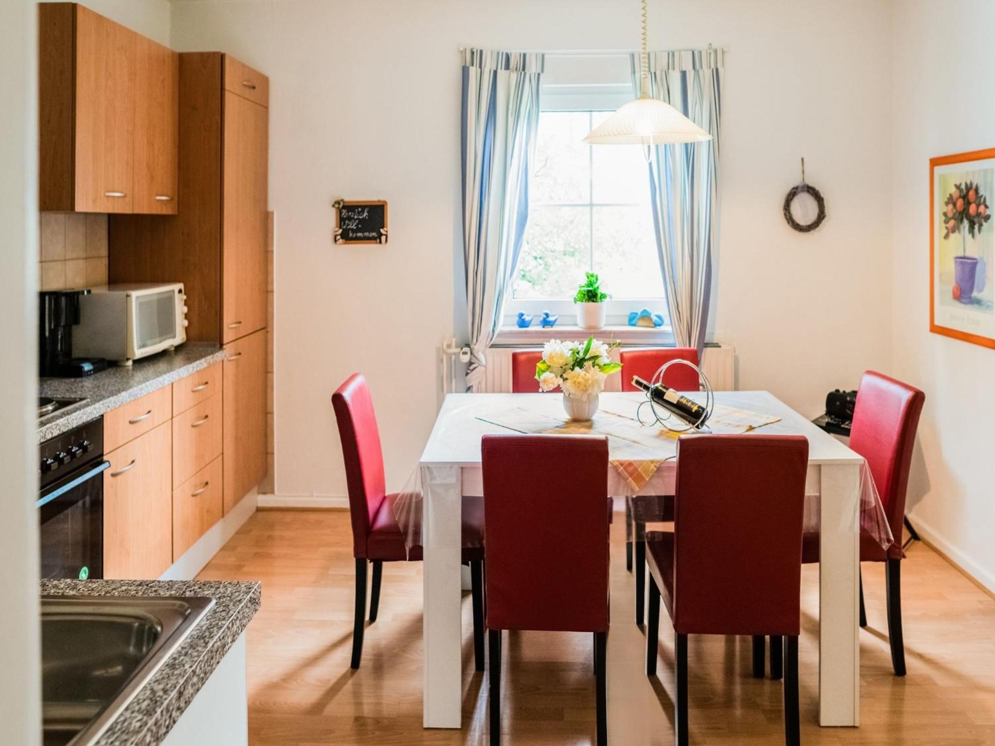 Luxurious Apartment In Medebach Near Public Pool エクステリア 写真