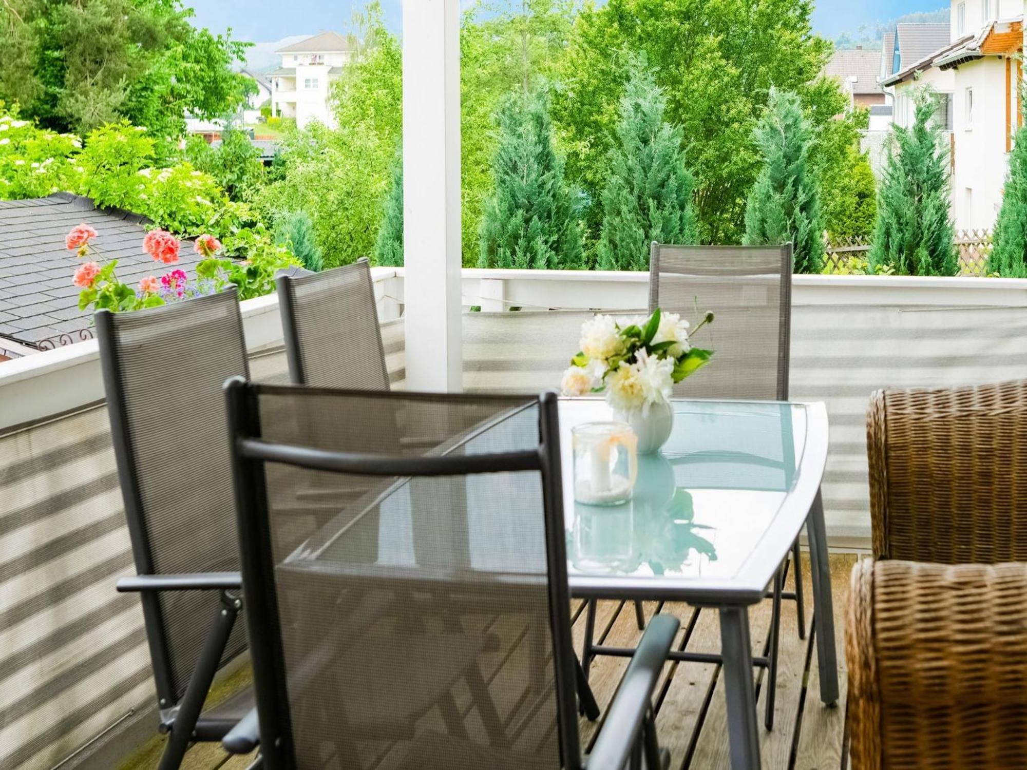 Luxurious Apartment In Medebach Near Public Pool エクステリア 写真
